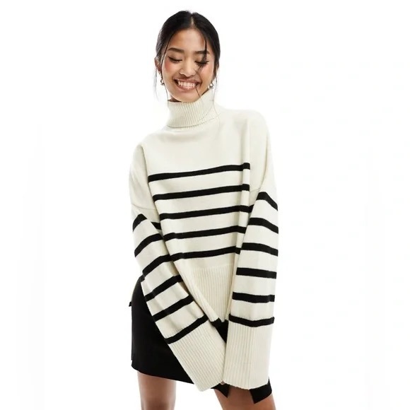 Bershka Sweaters - NWT Bershka Roll Neck Sweater in Ecru & Black Stripe Sweater